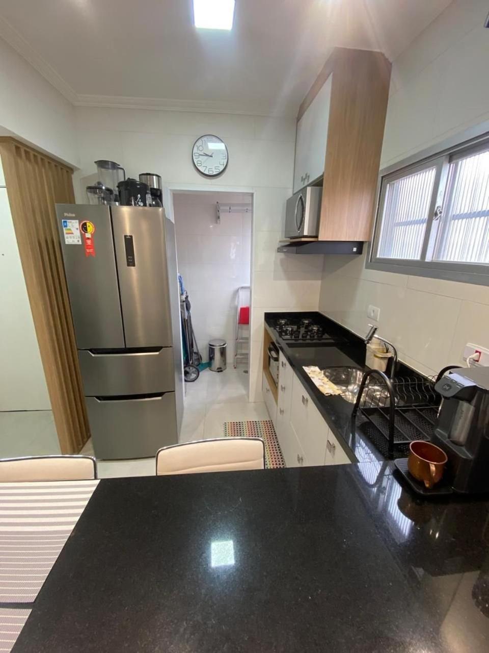 Canto Forte- Suite C/Varanda - Ate 5 Hospedes- Garagem - Wi Fi E 200 Metros Da Praia, 50 Metros Da Av Gastronomica Da Pg Praia Grande  Exteriér fotografie