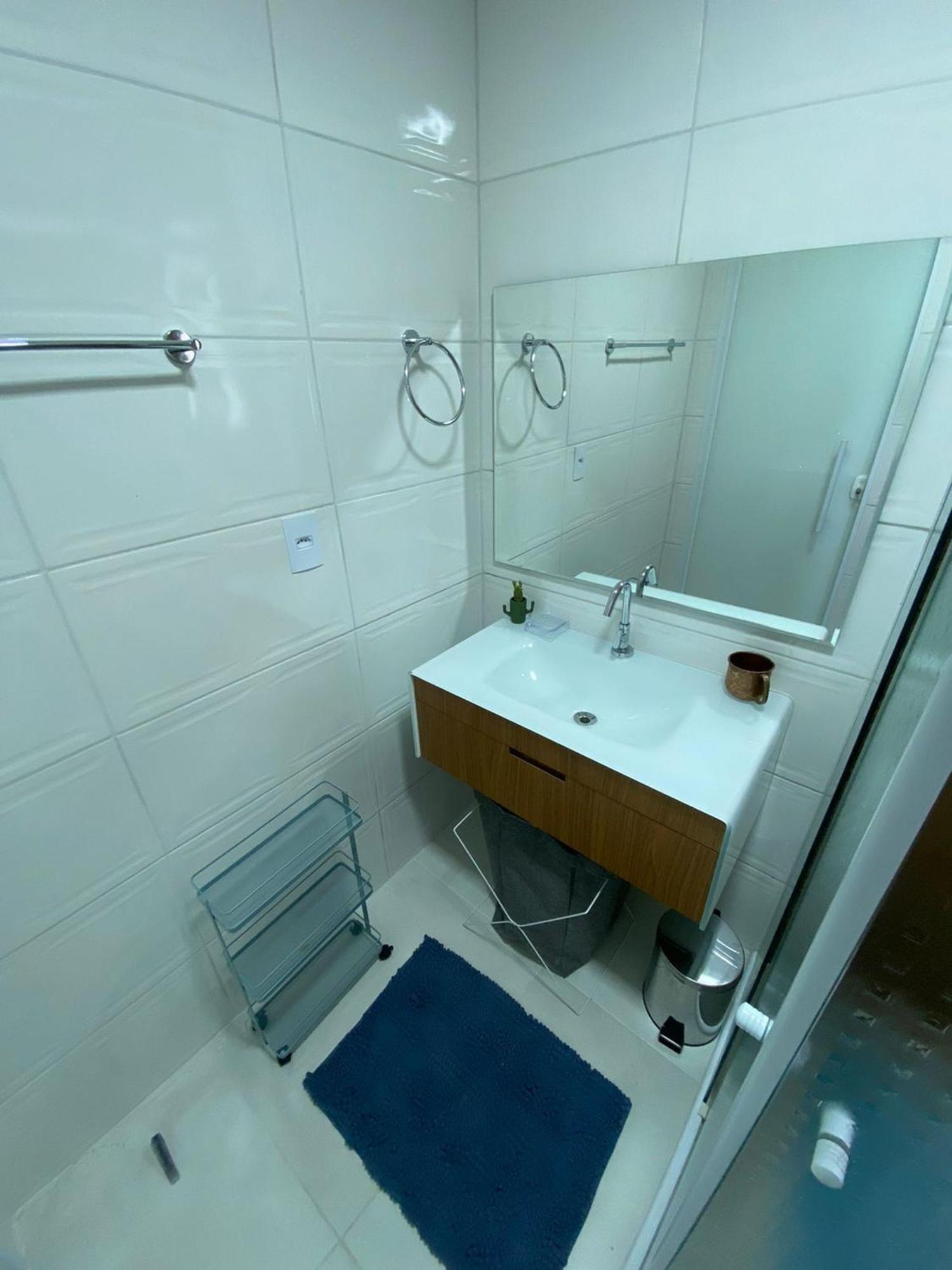 Canto Forte- Suite C/Varanda - Ate 5 Hospedes- Garagem - Wi Fi E 200 Metros Da Praia, 50 Metros Da Av Gastronomica Da Pg Praia Grande  Exteriér fotografie
