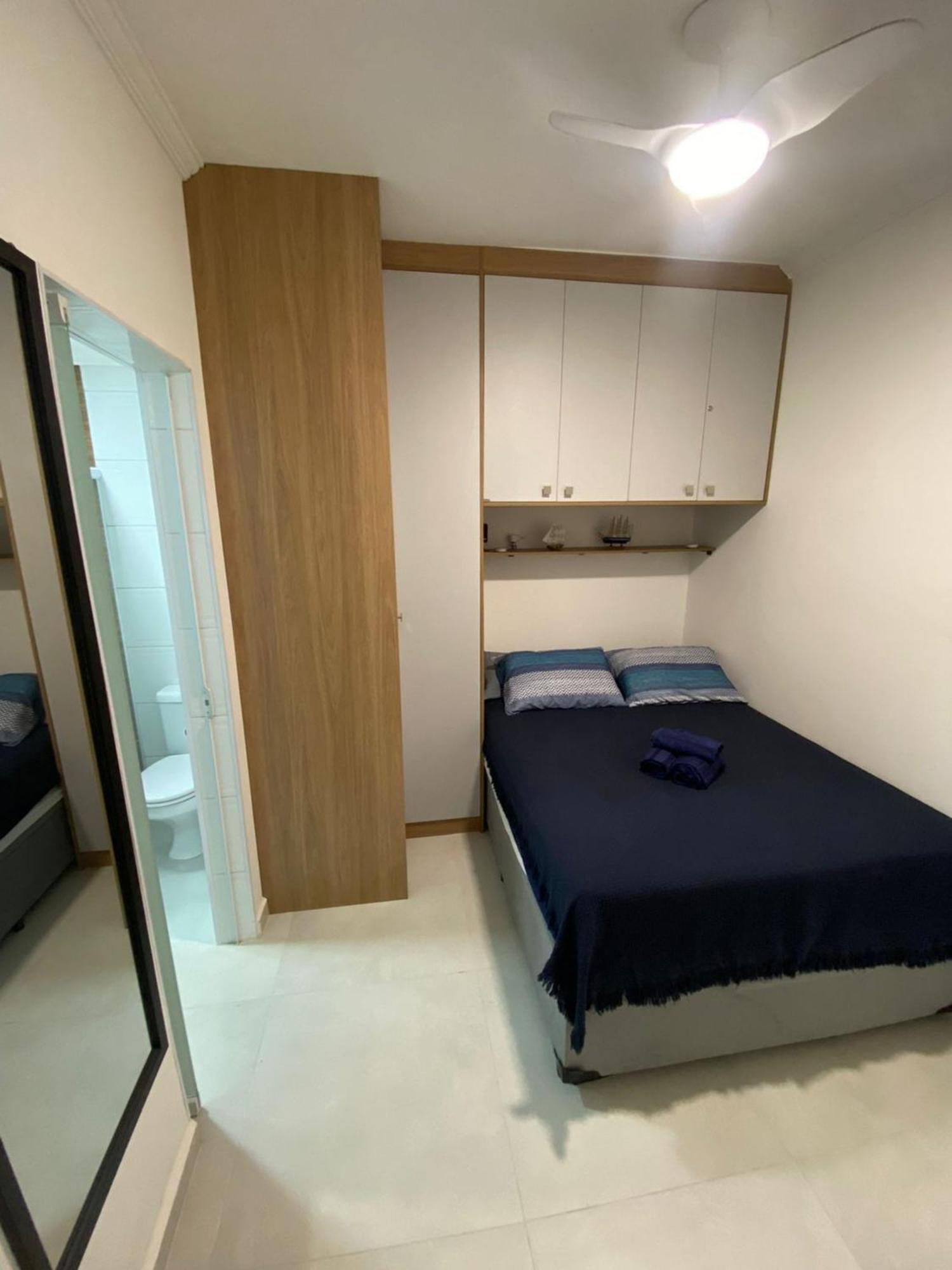 Canto Forte- Suite C/Varanda - Ate 5 Hospedes- Garagem - Wi Fi E 200 Metros Da Praia, 50 Metros Da Av Gastronomica Da Pg Praia Grande  Exteriér fotografie